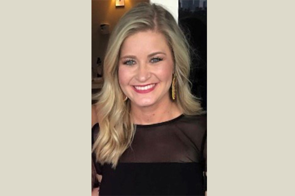 Kelsey Schneider – 600×400 Photo of Kelsey Schneider