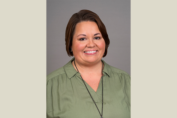 Meet Kelly Russell, MSN, RN, NPD-BC, CMSRN, the nursing excellence coordinator within the UofL Health – Office of Professional Practice at UofL Health – UofL Hospital. She became a team member in January 2018 and initially worked as the mixed acuity educator until she transitioned into her current role in October 2019.