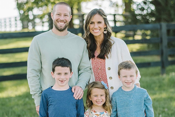 165EDB50-CA62-4015-B9C2-2CBEBEC44E35 – Corey Vogt – 600×400 Corey Vogt family photo with wife, daughter, and two sons